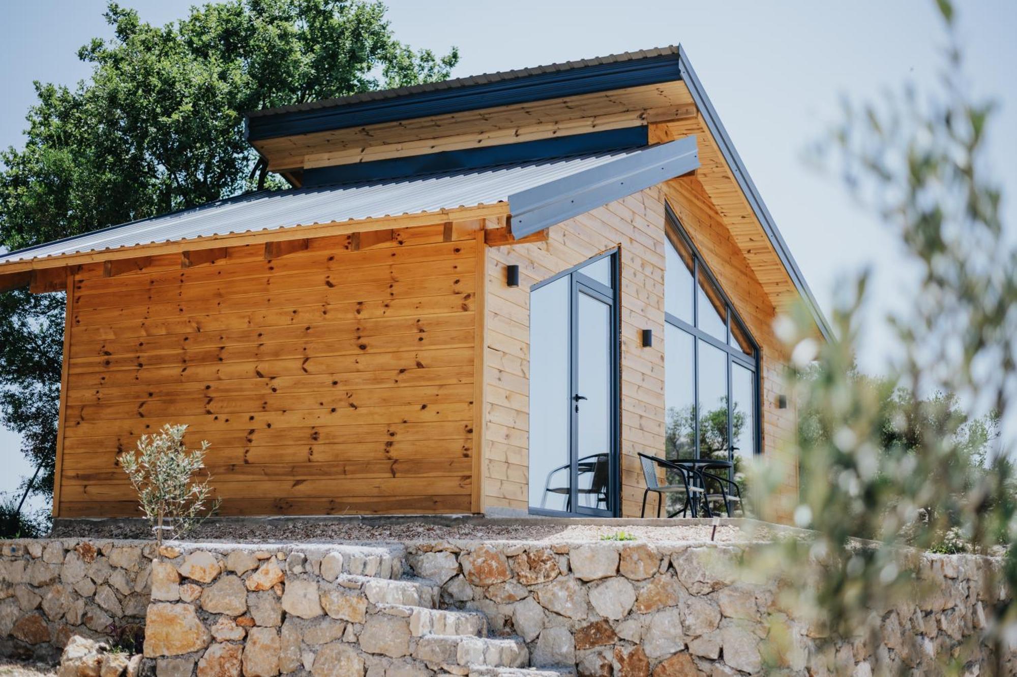 Olive Hills Holiday Homes Bar Exterior foto